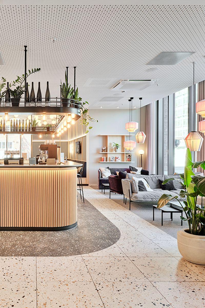 Лобби отеля Novotel