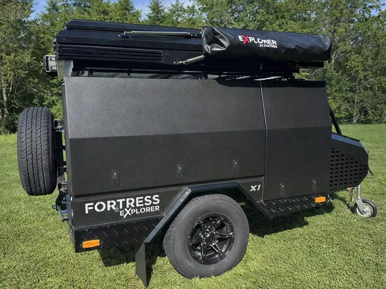 Кемпинговый прицеп Fortress Explorer