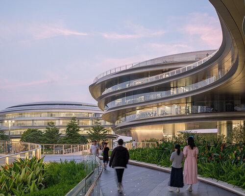 Как облака над побережьем: новый кампус Tencent от MAD Architects в Шэньчжэне