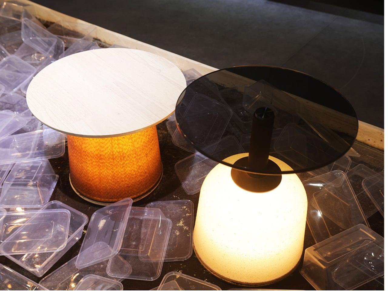 RE-UP Side Table: как тайская студия превращает пластиковые контейнеры из-под еды в премиальную мебель для HoReCa