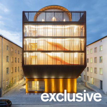 Вертикальная игровая площадка: как Kéré Architecture создала детский сад Kinderoase an der TUM на кампусе Технического университета Мюнхена