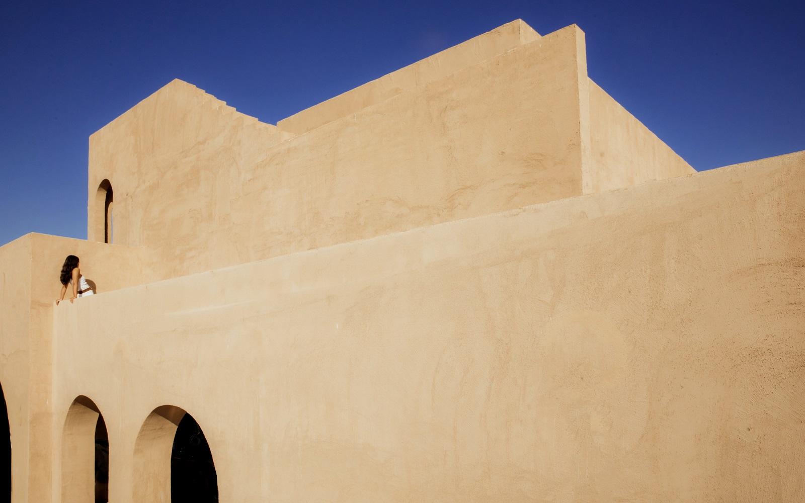 Nômade Temple Ibiza: новый культурный санаторий в Портинатксе, где архитектура, ритуалы и сообщество соединяются с природой