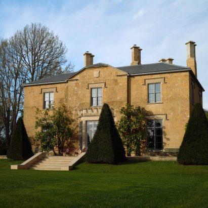Yarlington Lodge в The Newt in Somerset: как три здания XIX века превратили в комфортный дом для 32 гостей
