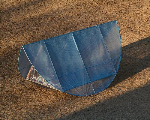 Arc Tent от Tato Architects: подвесная палатка между гамаком и кемпингом