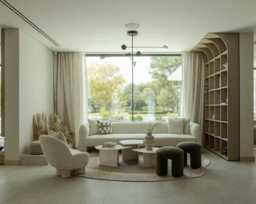 Как создать тихую роскошь в вилле: проект Villa Limni от GroundedDesign в Дубае