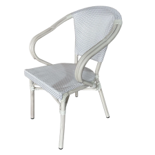 Стул пластиковый на металлокаркасе