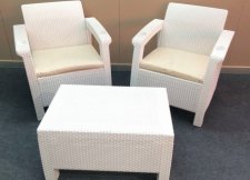 Пластиковые имитация под плетение кресла для летних веранд кафе и ресторанов